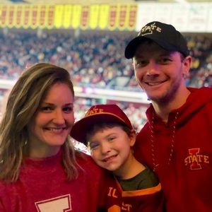 Meet your Posher, Logan